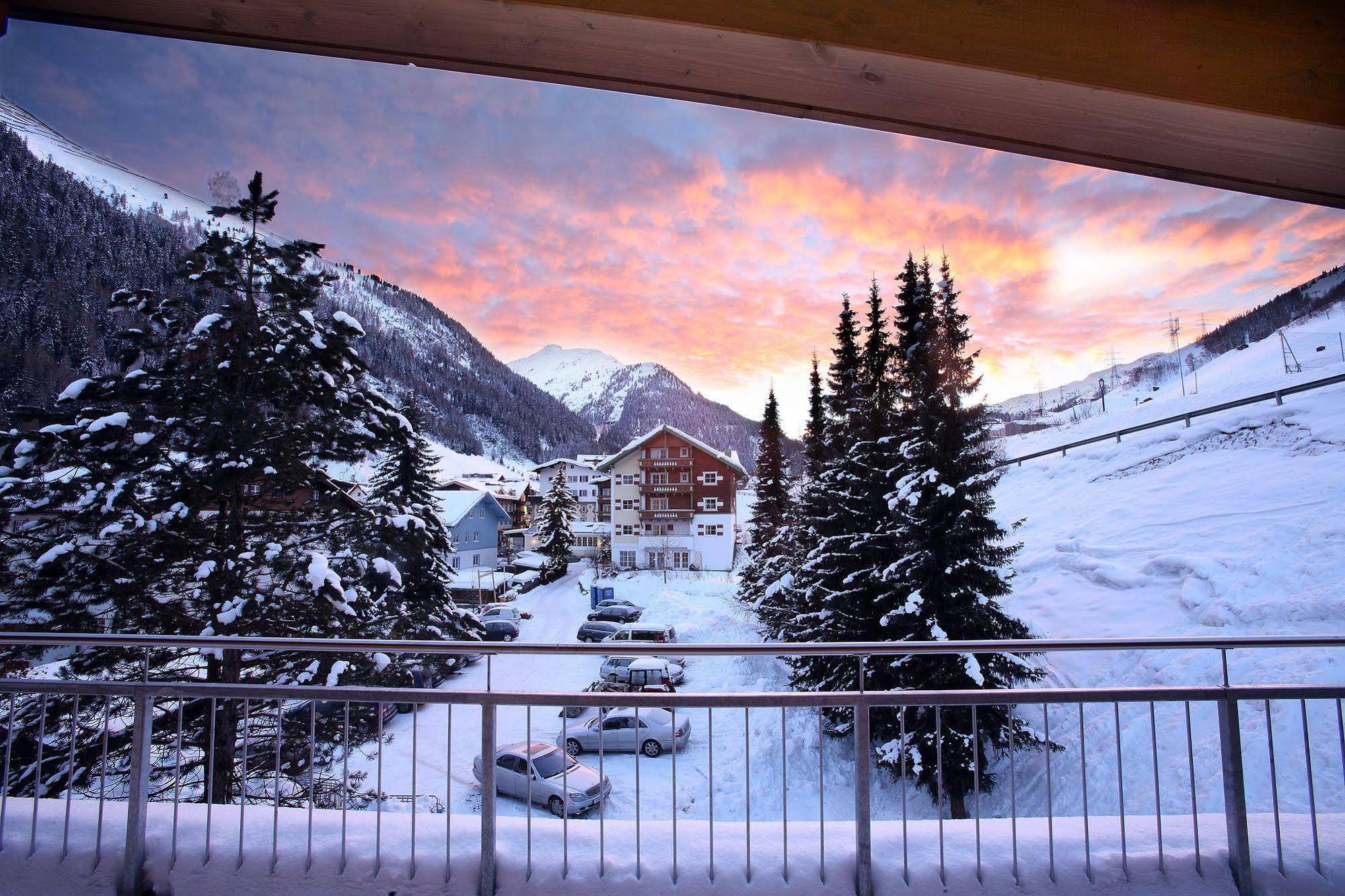 Banyan Hotel Sankt Anton am Arlberg Bagian luar foto